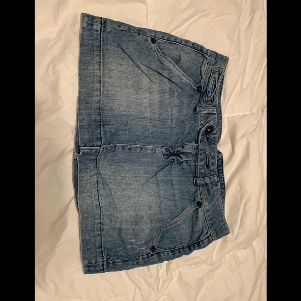 Size 6 American Eagle jean skirt